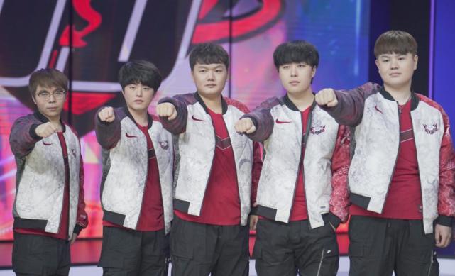 热火处境的 热火处境的