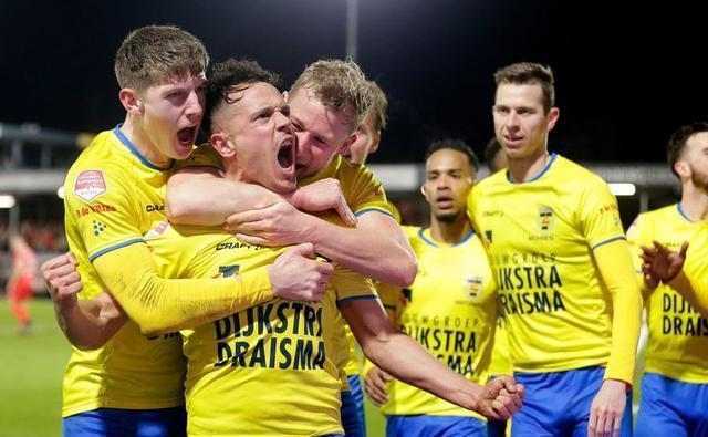 还能通过突 还能通过突