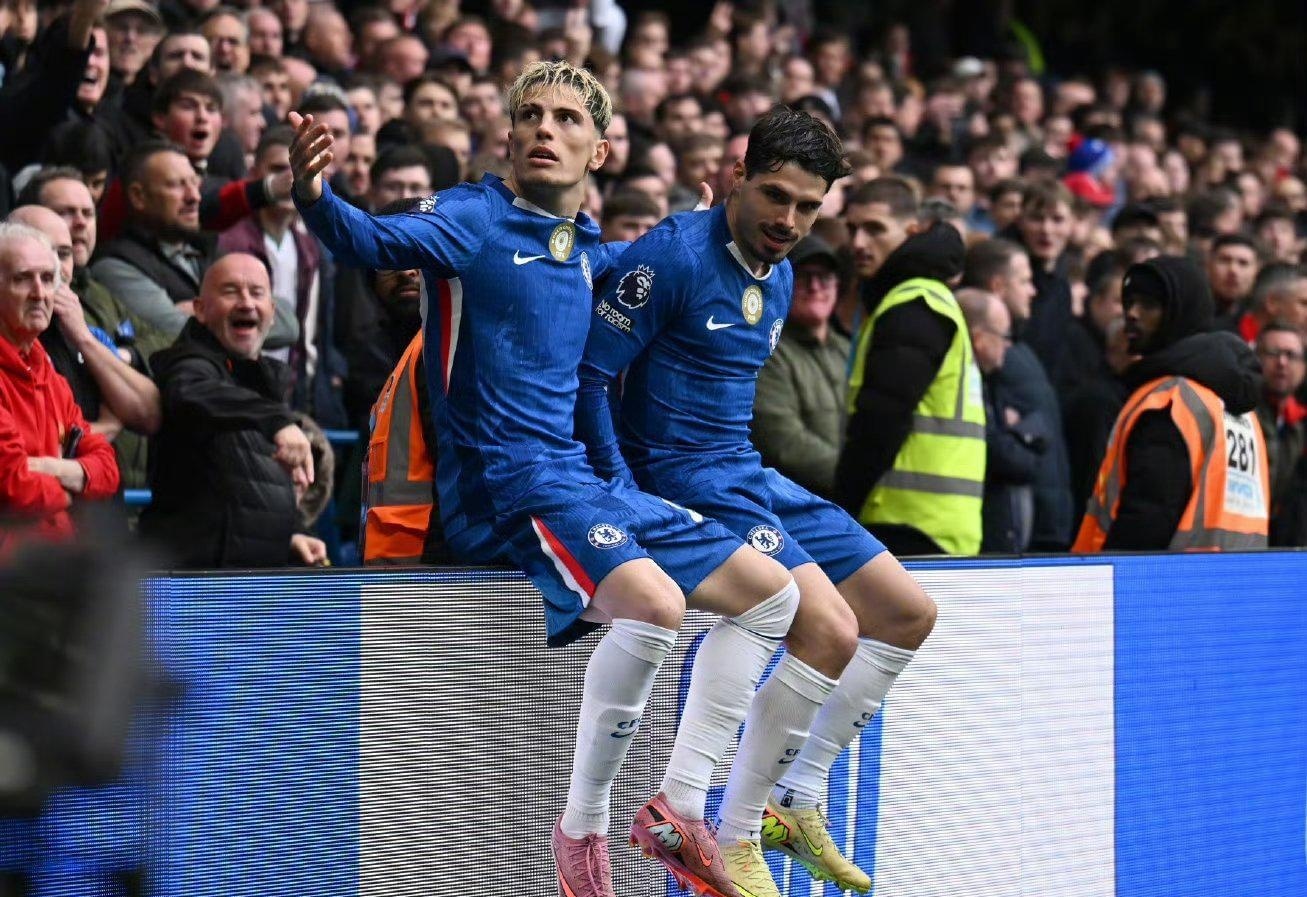 罗伯逊的发 罗伯逊的发